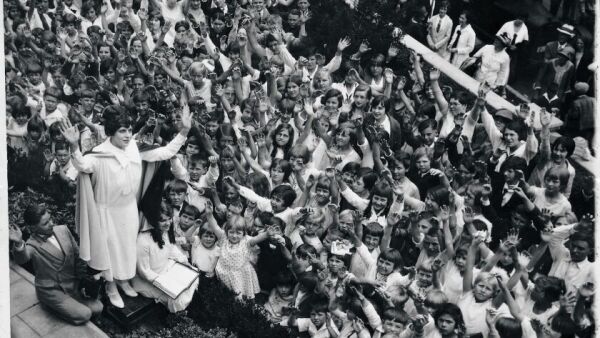 Aimee Semple McPherson – litt av en livshistorie! (III)