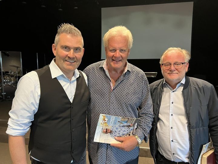 Pastor Lars Kraggerud, Peter Ljunggren og Henning Litlekalsøy (som kom helt fra Bergen for møtet på Åsgreina)