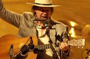 NEIL YOUNG TIL BERGEN OG SVERIGE!